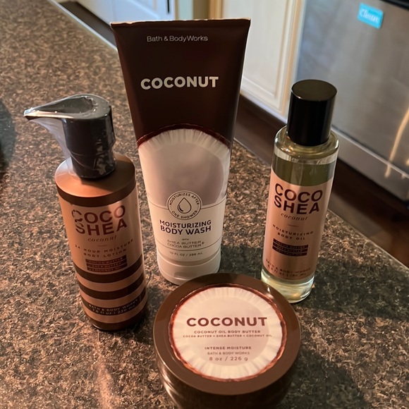 Bath & Body Works Other - FLASH SALE🔥🔥NWT DISCONTINUED COCOA SHEA BUNDLE💗💗💗